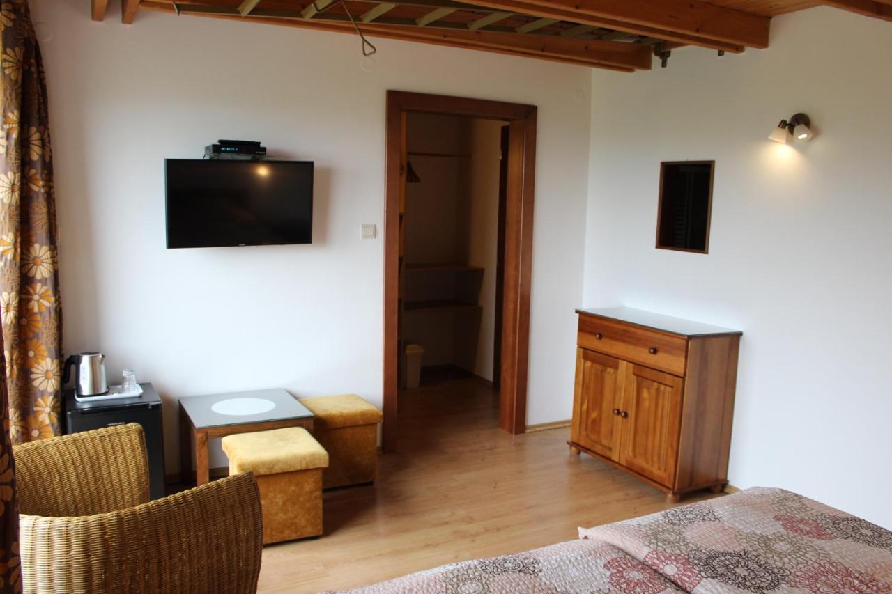 Penzion Usmev Arnutovce Exterior foto